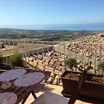 Bed & Breakfast Le Terrazze Di Pirandello 2*