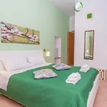 Bed & Breakfast Le Terrazze Di Pirandello 2*
